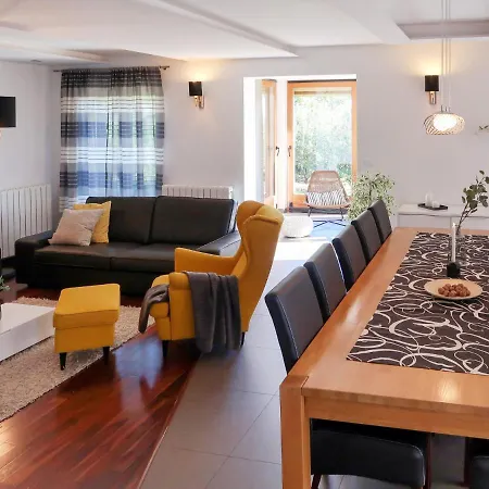 Holiday Home Brdo - Pzn152 * Pazin