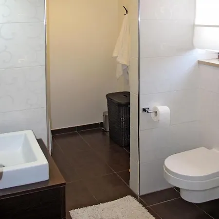 Holiday Home Brdo - Pzn152 Prázdninový dům